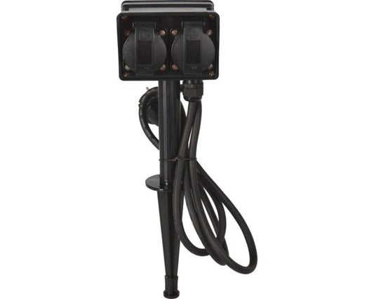 4-delat utomhusuttag för trädgården. Uttag med jordspets för utomhusbruk